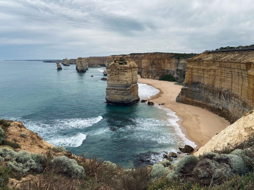 AI-generated illustration of great ocean road itinerary